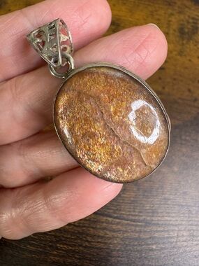 Sterling Silver Golden Sunstone Oval Pendant